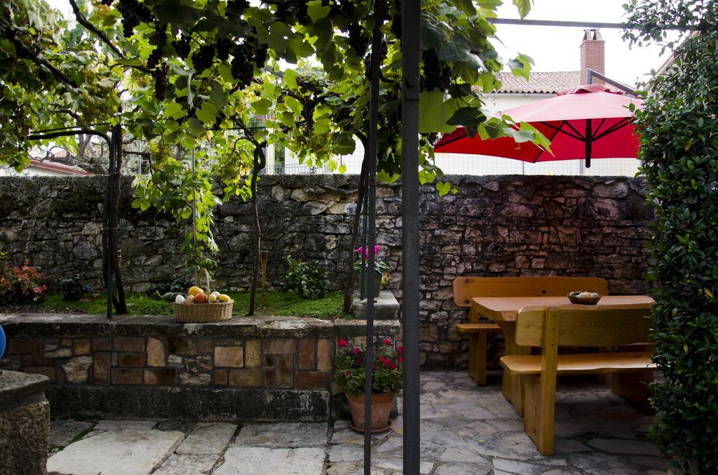 Apartment Percic Tar-Vabriga Екстериор снимка